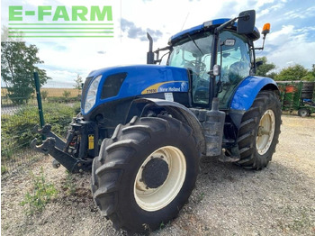 טרקטור חקלאי NEW HOLLAND T7000
