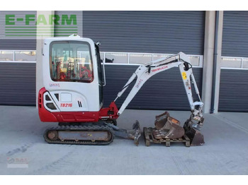 מיני מחפר Takeuchi tb 216 mit powertilt und schnellwechsler: תמונה 3