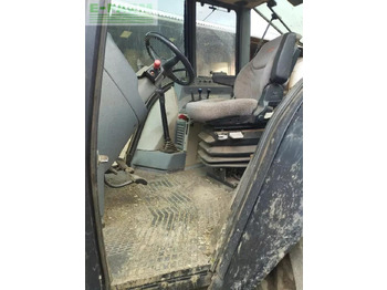 טרקטור חקלאי Valtra 8050 hitech HiTech: תמונה 4 טרקטור חקלאי Valtra 8050 hitech HiTech: תמונה 4