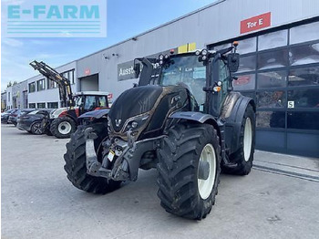 טרקטור חקלאי VALTRA T214