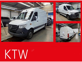כלי רכב מסחרי עם לוח MERCEDES-BENZ Sprinter 317