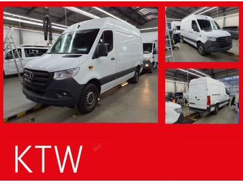 כלי רכב מסחרי עם לוח MERCEDES-BENZ Sprinter 317