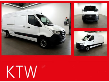כלי רכב מסחרי עם לוח MERCEDES-BENZ Sprinter 317