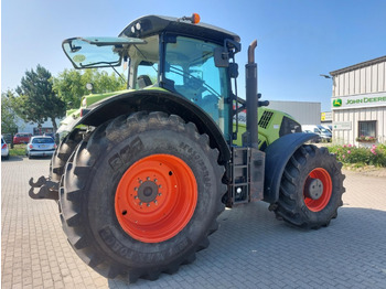 טרקטור חקלאי CLAAS Axion 850