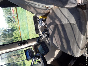 מעמיס JCB