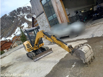 מחפר Minipelle Caterpillar 302.5 C: תמונה 4