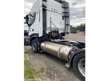 הַחכָּרָה  Tracteur IVECO Stralis AS110S46 LNG - 2019 - 636892 kms (41640) Tracteur IVECO Stralis AS110S46 LNG - 2019 - 636892 kms (41640): תמונה 3