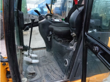 מיני מחפר JCB 8018: תמונה 2