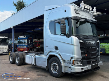 משאית עם שלדת תא SCANIA R 730
