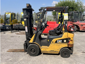 מלגזת LPG CATERPILLAR GP