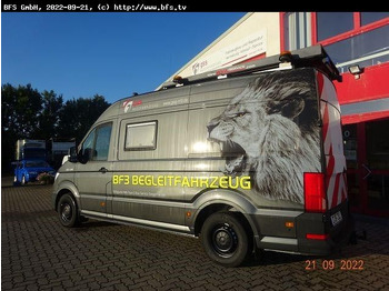 כלי רכב מסחרי עם לוח MAN TGE 3.180 4x2 F SB BF3 Begleitfahrzeug: תמונה 2