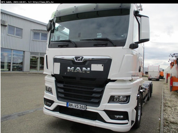 מוביל מכולות/ משאית החלפת גוף MAN TGX 26.510