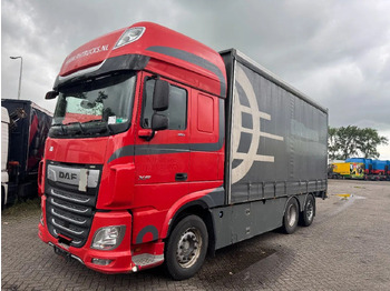משאית וילונות צד DAF XF 480