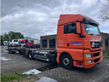 מוביל מכולות/ משאית החלפת גוף MAN TGX 26.440