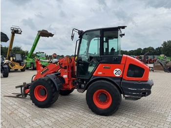 מעמיס גלגלים KUBOTA R090