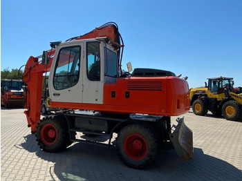 מחפר גלגלים LIEBHERR A 900