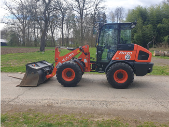 מעמיס גלגלים KUBOTA R070