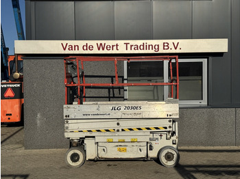 מעלית מספריים JLG