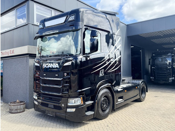 יחידת טרקטור SCANIA S 520