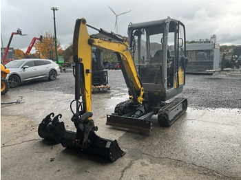 מיני מחפר WACKER
