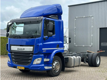 משאית עם שלדת תא DAF CF 250