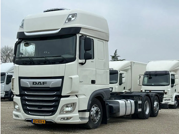 משאית עם שלדת תא DAF XF 480