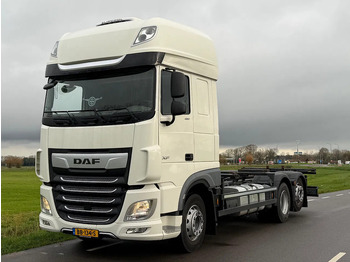 משאית עם שלדת תא DAF XF 480