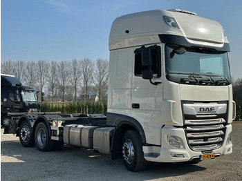 משאית עם שלדת תא DAF XF 480 XF480.26 FAN. EURO6. 2021. Meesturende achteras!!: תמונה 2
