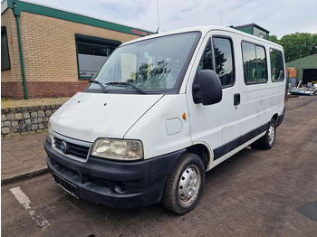 כלי רכב מסחרי עם לוח FIAT Ducato 2.0