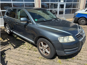 SUV Volkswagen Touareg 3.2 V6/  GETRIEBESCHADEN   /Motor läuft!: תמונה 3