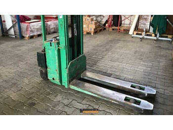 משאית משטחים ATLET