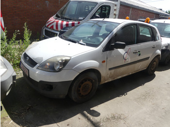 מכונית FORD