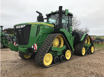 טרקטור חקלאי JOHN DEERE