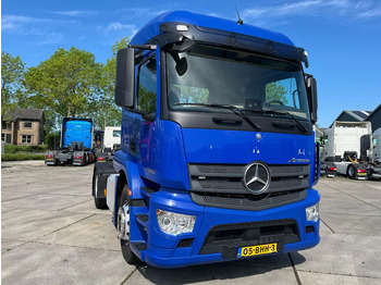 יחידת טרקטור MERCEDES-BENZ Actros 1940
