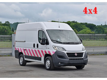 כלי רכב מסחרי עם לוח FIAT Ducato