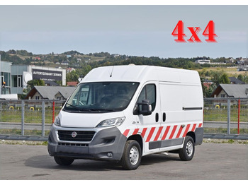 כלי רכב מסחרי עם לוח FIAT Ducato