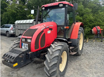 טרקטור חקלאי ZETOR