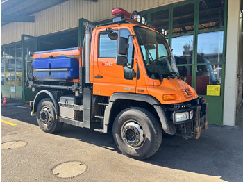 מזהיר UNIMOG U400