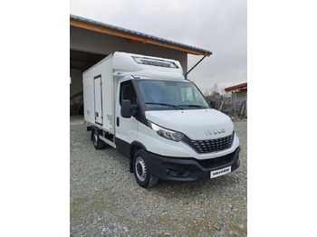 כלי רכב מסחרי לקירור IVECO Daily