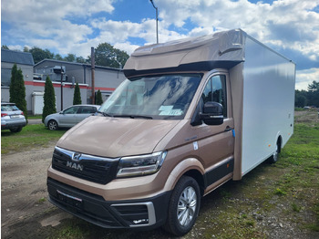 כלי רכב מסחרי עם תיבה MAN TGE 3.180