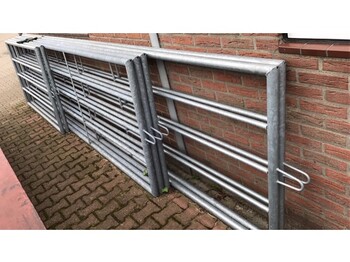 ציוד לבעלי חיים