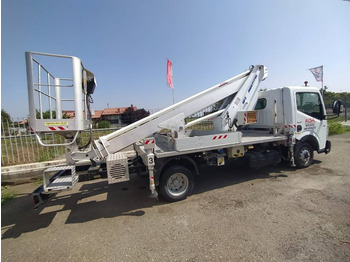 פלטפורמה אווירית מותקנת על משאית Multitel MT182: תמונה 2