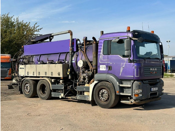 משאית ואקום MAN TGA 26.360