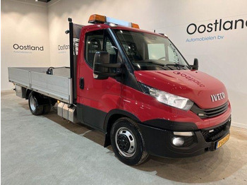 כלי רכב מסחרי במיטה שטוחה IVECO Daily 35c16