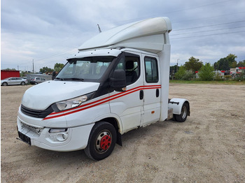 יחידת טרקטור מיני ארקטית IVECO Daily