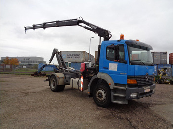 הַחכָּרָה Mercedes-Benz Atego 1828 Hook lift truck + Crane Hiab 102 Mercedes-Benz Atego 1828 Hook lift truck + Crane Hiab 102: תמונה 2 הַחכָּרָה Mercedes-Benz Atego 1828 Hook lift truck + Crane Hiab 102 Mercedes-Benz Atego 1828 Hook lift truck + Crane Hiab 102: תמונה 2