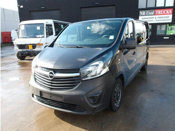 כלי רכב מסחרי עם לוח OPEL Vivaro