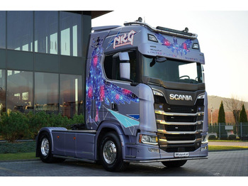 הַחכָּרָה Scania S 580 / V8 / ORGINALNA EDYCJA LIMITED / NR 010 / RETARDER / I-PA Scania S 580 / V8 / ORGINALNA EDYCJA LIMITED / NR 010 / RETARDER / I-PA: תמונה 5 הַחכָּרָה Scania S 580 / V8 / ORGINALNA EDYCJA LIMITED / NR 010 / RETARDER / I-PA Scania S 580 / V8 / ORGINALNA EDYCJA LIMITED / NR 010 / RETARDER / I-PA: תמונה 5