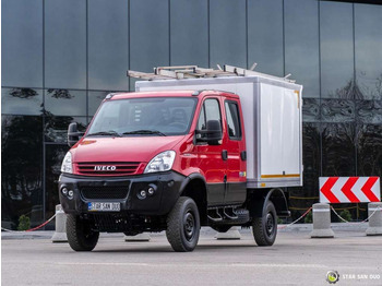 משאית עם שלדת תא IVECO Daily