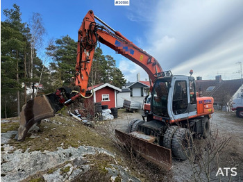 מחפר HITACHI EX135W